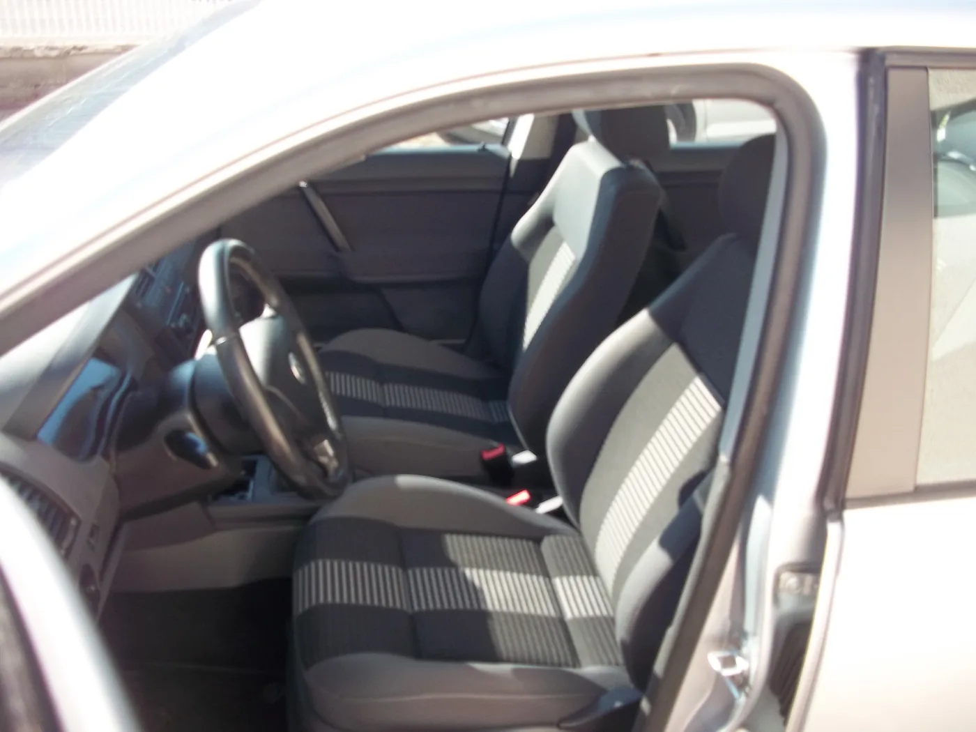 Volkswagen Polo 1.2 United — foto 10