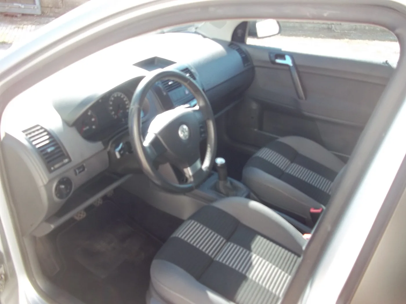 Volkswagen Polo 1.2 United — foto 11